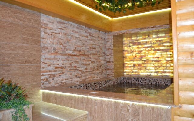 V hotel & tours