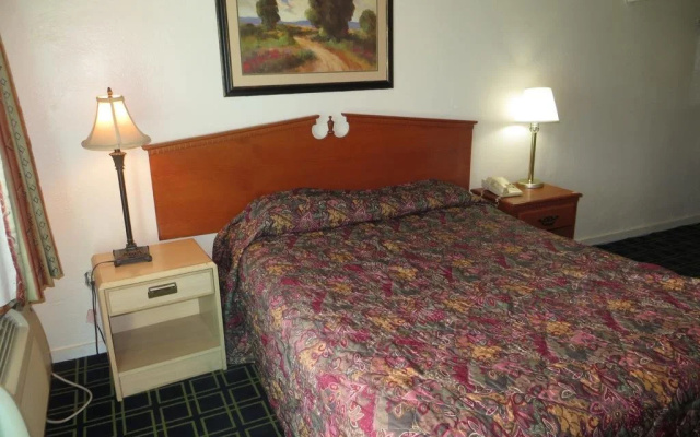 Big Six Motel
