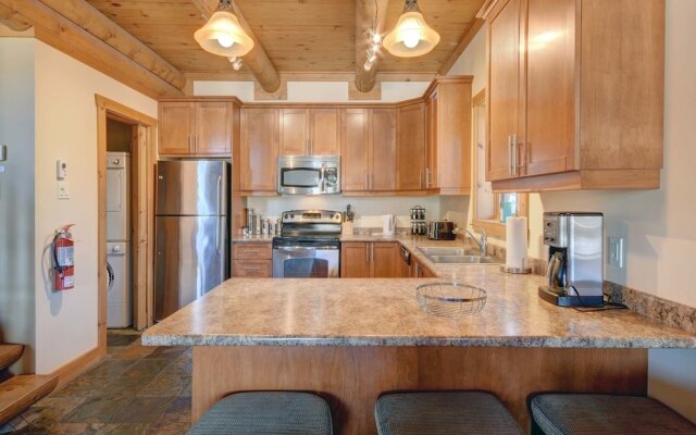 Chalet Apache
