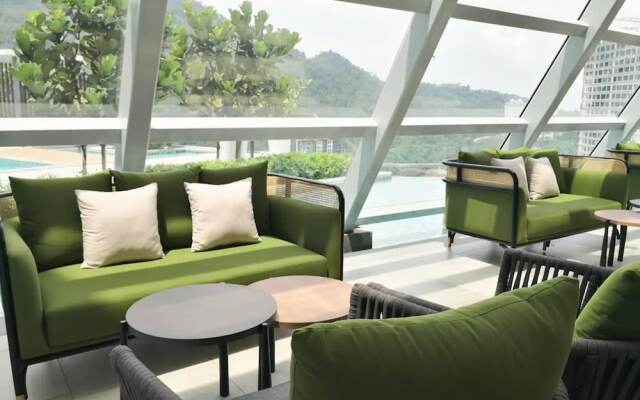 Mu Windmill 360 Skypool Superior Suite
