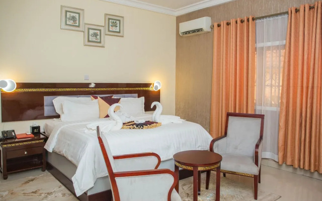 Lion Luxury Suites