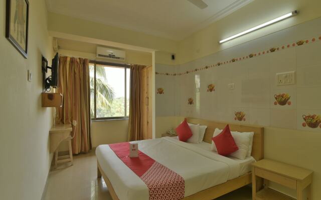 OYO 12993 Pramila Court