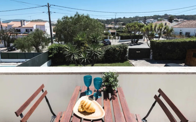 Sesimbra Stylish Villa by Homing