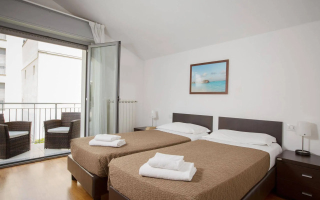 Nino Residence