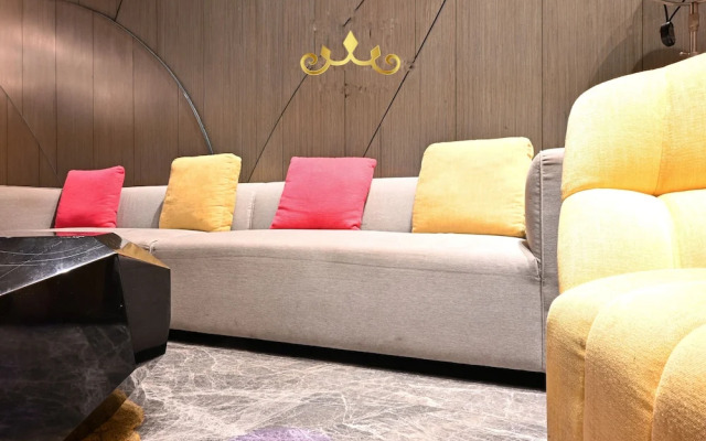 Tropicana The Residence KLCC Golden Crown