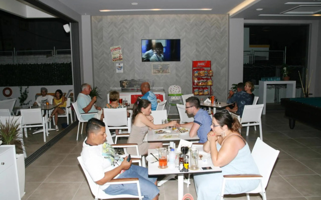 Agrellis Apartments