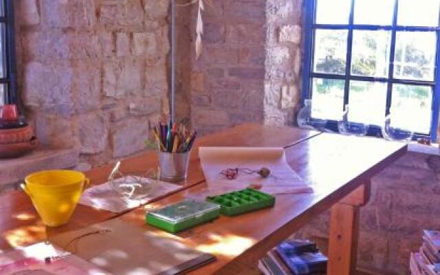 Kastraki Art Houses