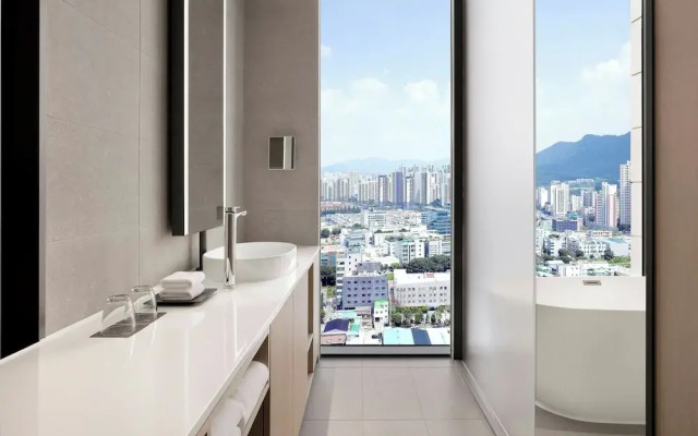 AC Hotel by Marriott Seoul Geumjeong