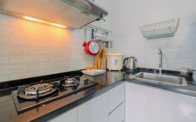 Minimalist and Posh 1BR The Oasis Cikarang Apartment