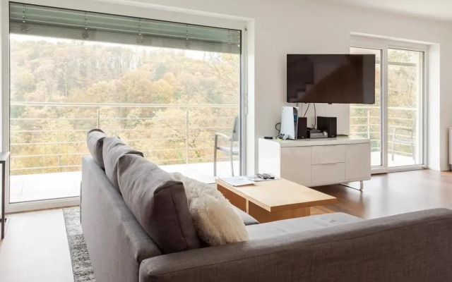 Hillhouse Novo mesto