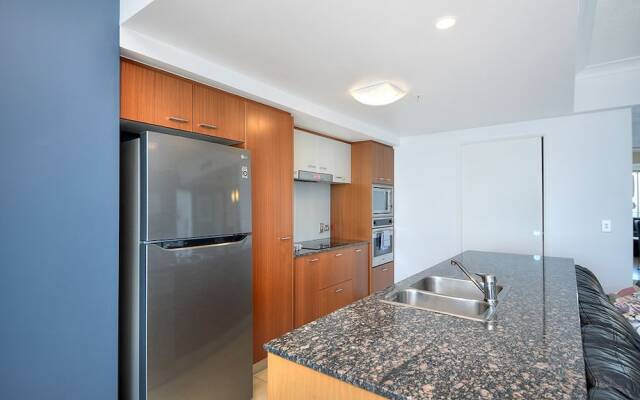 Deluxe Chevron Renaissance