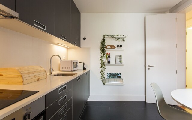 ALTIDO Luxurious 2BR Apt w/workspace n Principe Real, nearby Rato subway