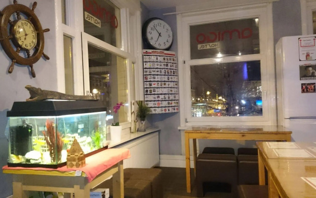 Amigo Hotel - Hostel