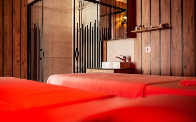 Le Ciel Hotels & Wellness Club