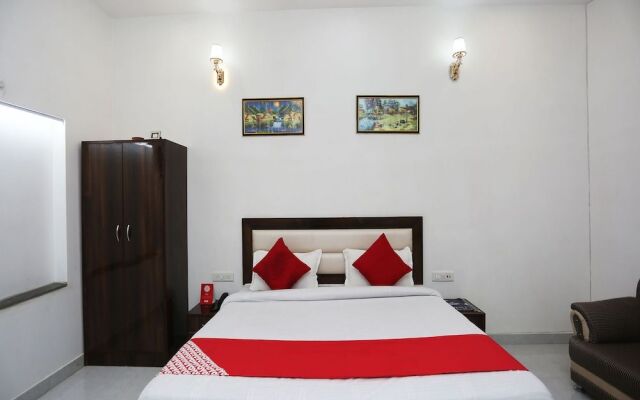 OYO 26628 Hotel Rest Palace