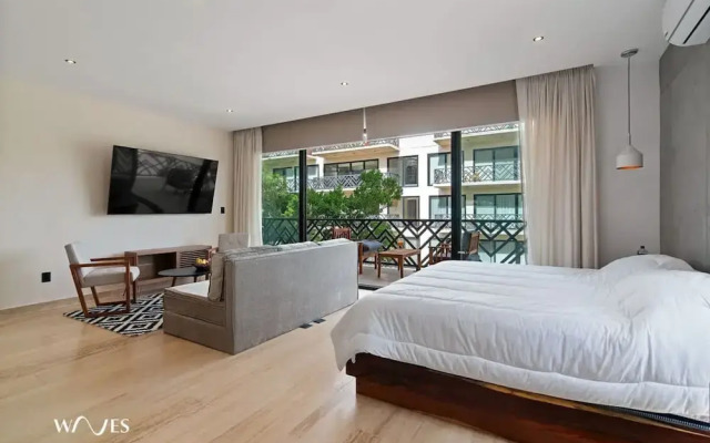 2 BR Apartment With Spacious Loft Close From Beach Zone