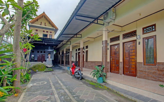 Hotel O Wisma Aluh AmbakNearPantai batu lima Asbullah tmbngn