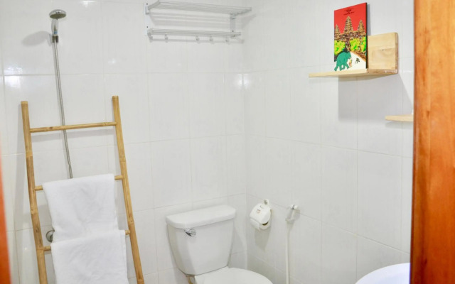 The Golden Gecko Villa