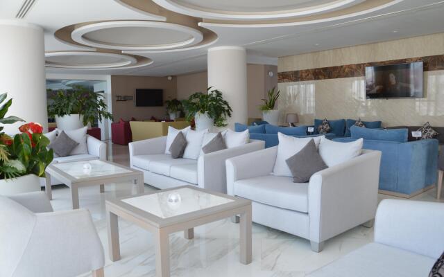 Vassos Nissi Plage Hotel & Spa
