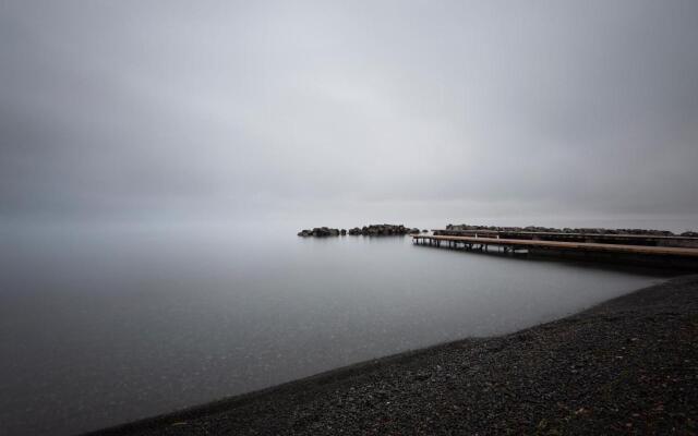 Hotel AWA Puerto Varas