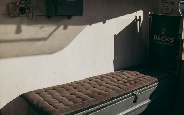 Eastern & Western Comfort Hostelboat