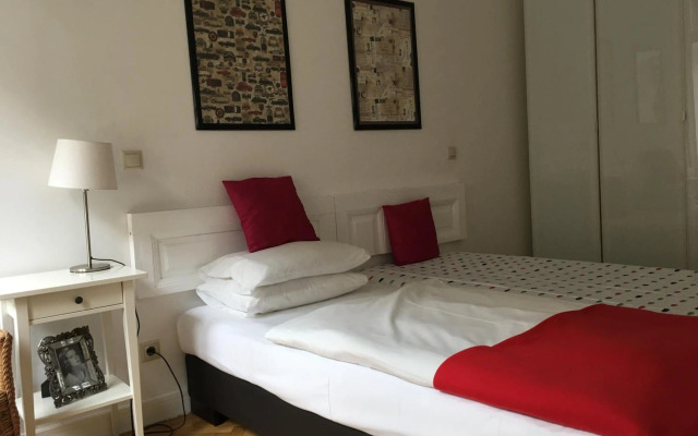 Victoria's Rooms 3 Bedroom & 3 Bathroom