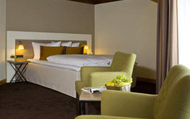 Charm Hotel & Resort