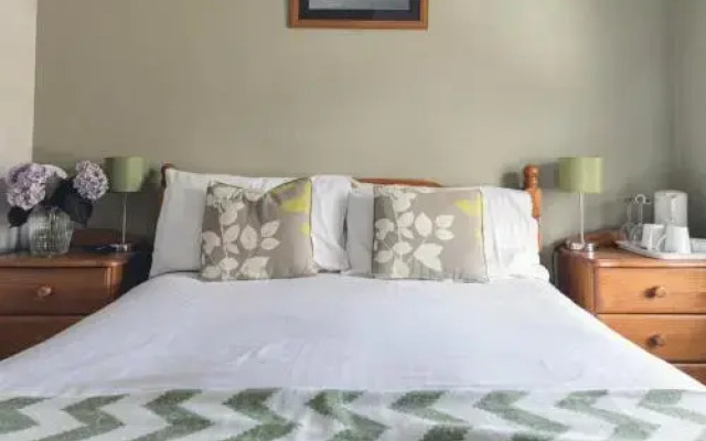 Lingmoor Guest Accommodation