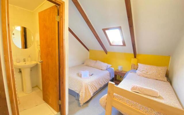 Pucontours Hostal