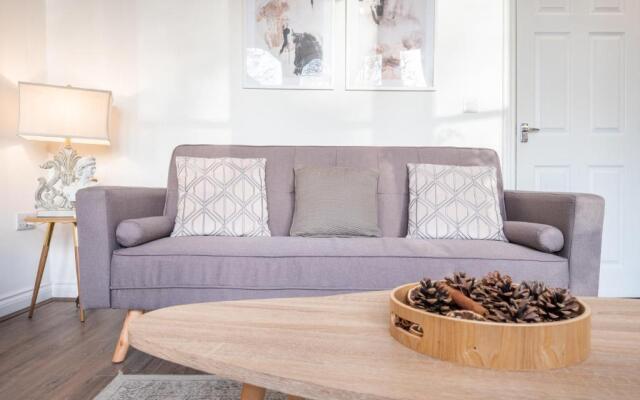 North Lane Apartment by Tŷ SA