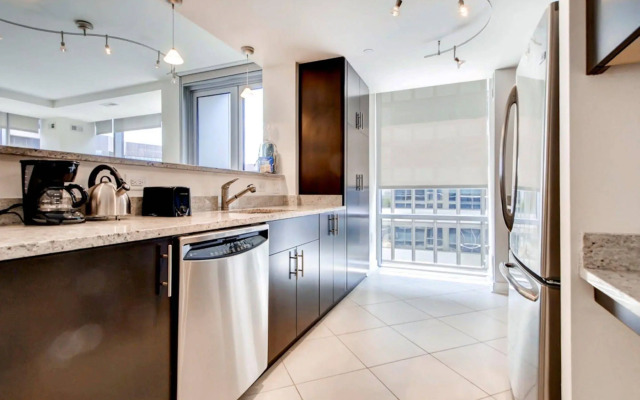Global Luxury Suites at Crystal City