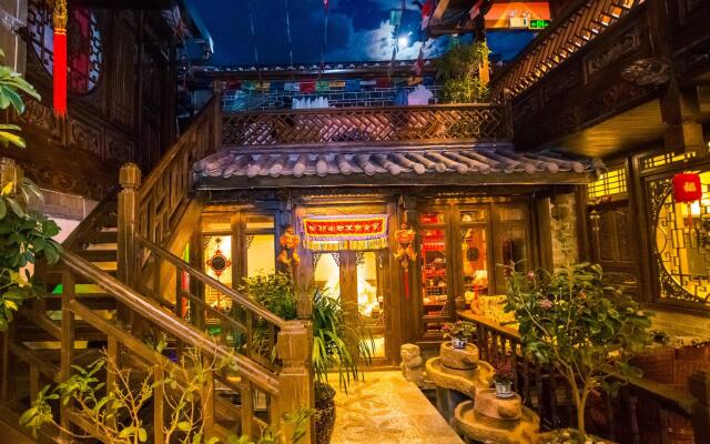 Lijiang Sifang Inn Guangyi Road