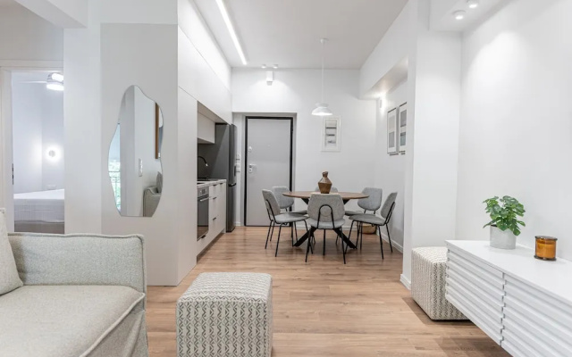 Phaedrus Living: Prosperity Residences Paradise
