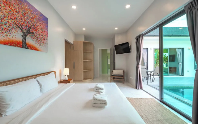 Villas 6BR 2 Pools For Group Vibe V193