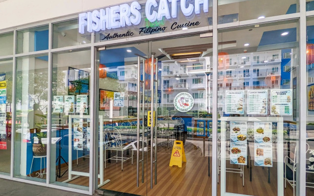 2-Bedroom QC SM North EDSA Condo Pool