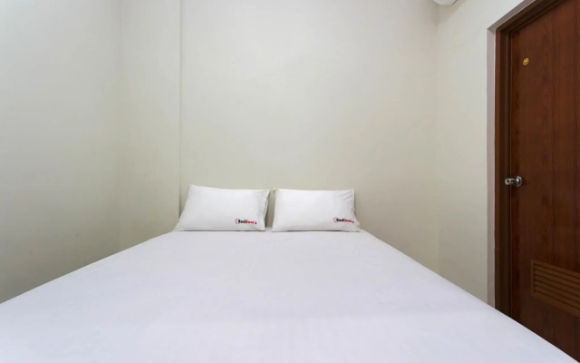 RedDoorz Near Cengkareng Airport