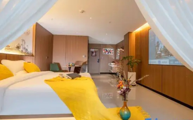 Y.Suger Hotel