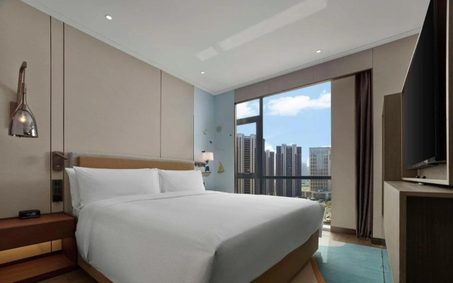 Doubletree By Hilton Yantai Golden Coast Hotel & Suites