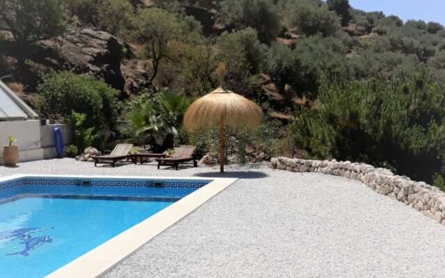 Gorgeous Villa in Arenas Spain With Private Swimming Pool