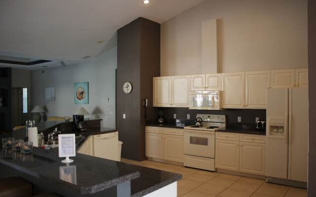 Villa Bruijstens - Executive - 4 Bedroom