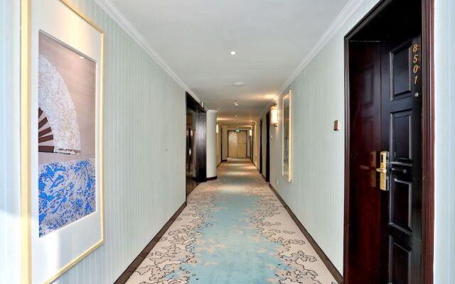 Oriental Hotel