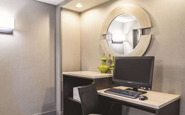 La Quinta Inn & Suites by Wyndham Phoenix Chandler