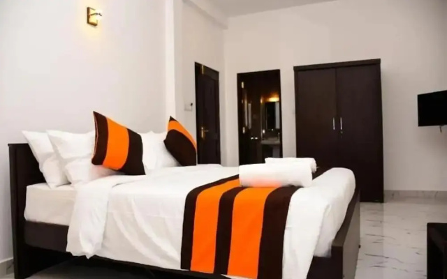 Mamma Raji Hotel