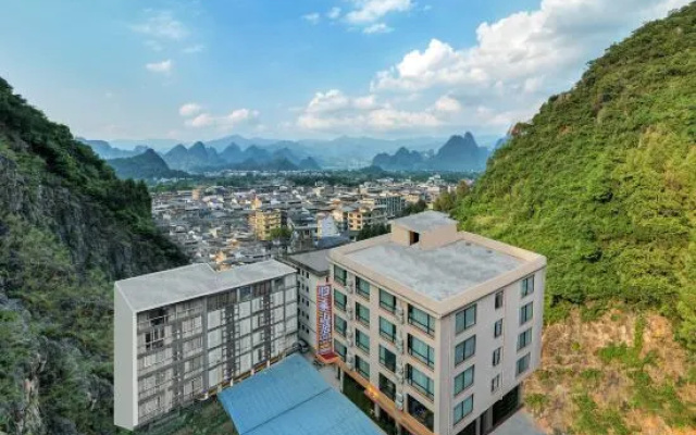 Return Mountain Residence (Guilin Yangshuo Xingping Ancient Town Branch) – Outside – Guilin