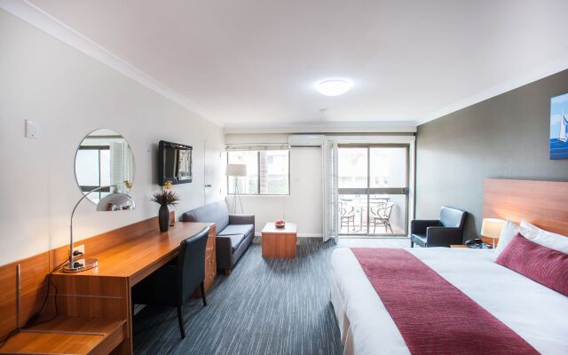 Ramada Hotel & Suites Sydney Cabramatta