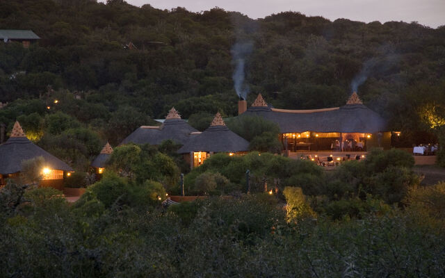 Safari Lodge - Amakhala Game Reserve