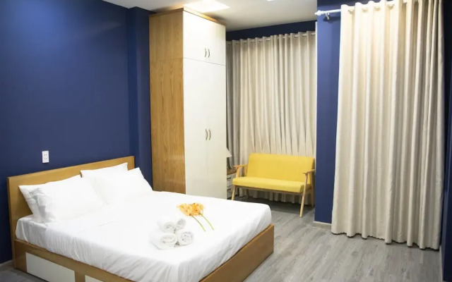 Oriental Art Apartment