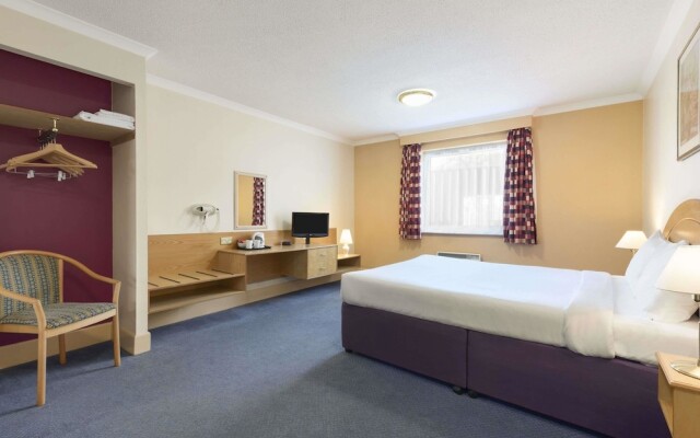 Days Inn Watford Gap