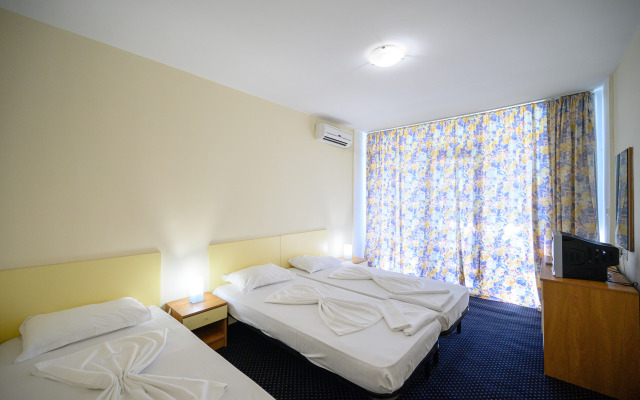 International House of Journalists Resort