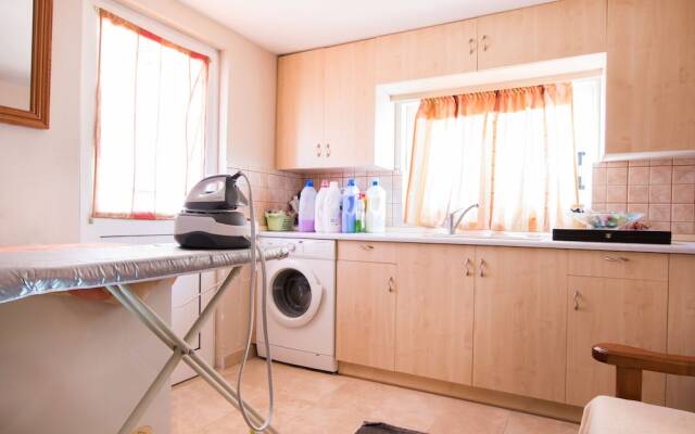 2Floor Apartment